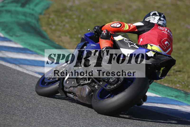 /Archiv-2024/02 29.01.-02.02.2024 Moto Center Thun Jerez/Gruppe gruen-green/backside